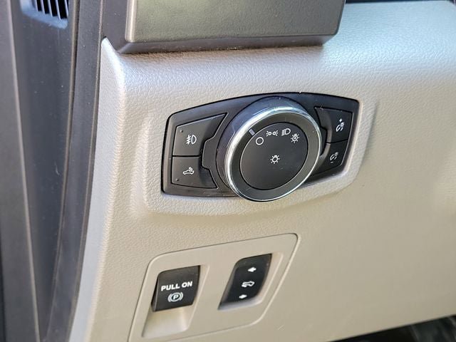 Used 2017 Ford F150 XLT w/ Equipment Group 301A Mid AWD/4WD image 8