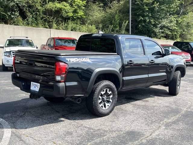 Used 2018 Toyota Tacoma TRD Off-Road AWD/4WD image 3
