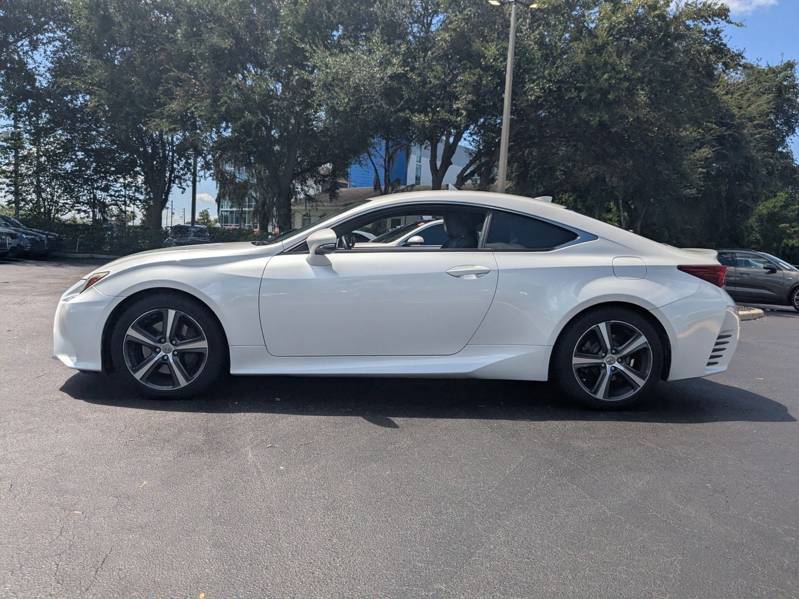 Used 2018 Lexus RC 300 image 2