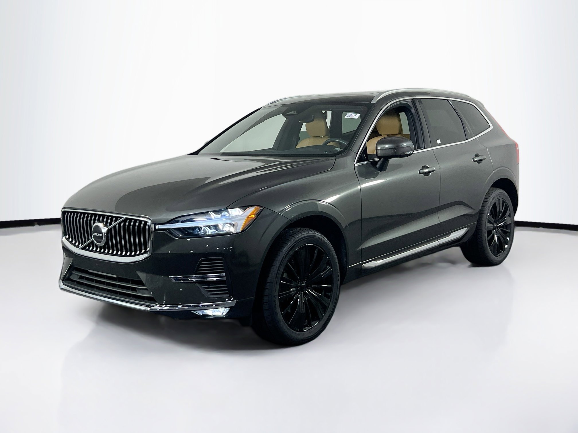 Used 2022 Volvo XC60 B6 Inscription w/ Protection Package Premier