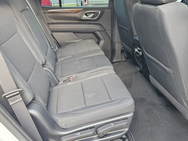 Used 2021 GMC Yukon SLE image 13