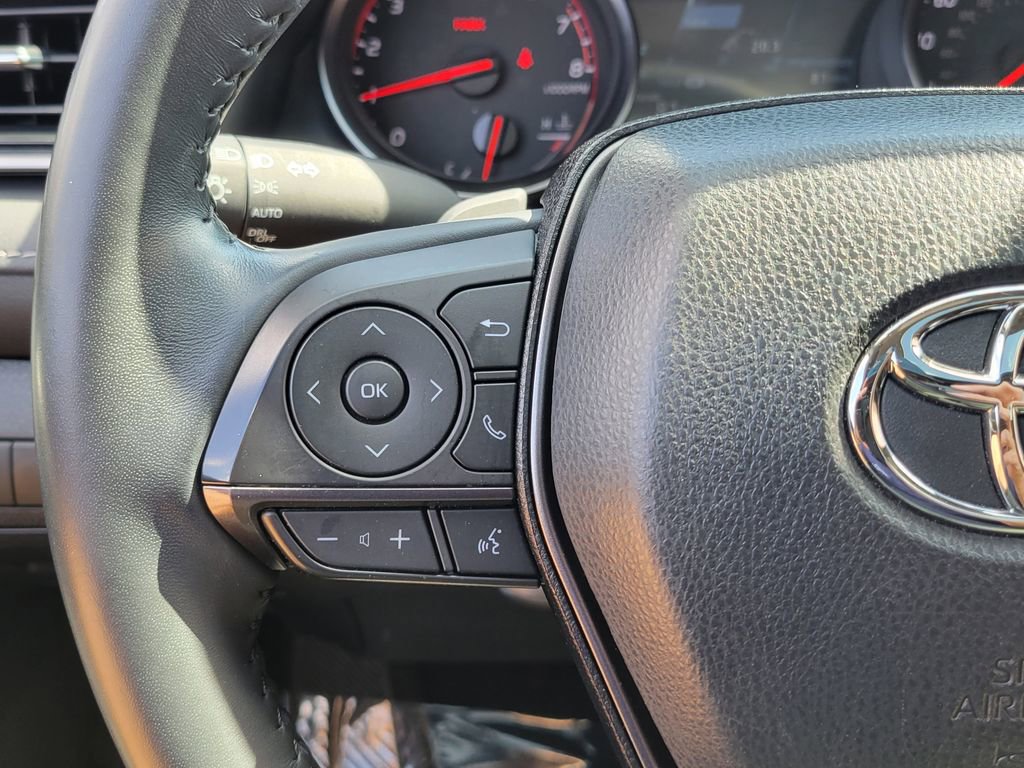 Used 2024 Toyota Camry XSE FWD image 7