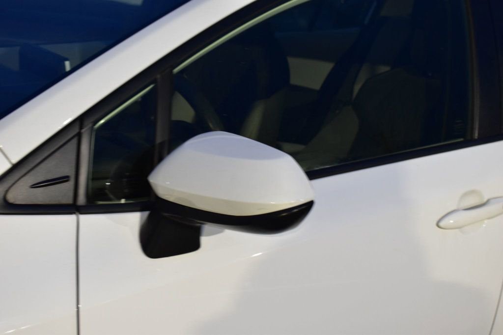 Used 2020 Toyota Corolla LE image 33