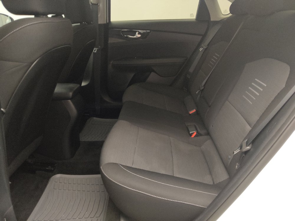 Used 2019 Kia Forte S w/ S Premium Package FWD image 18