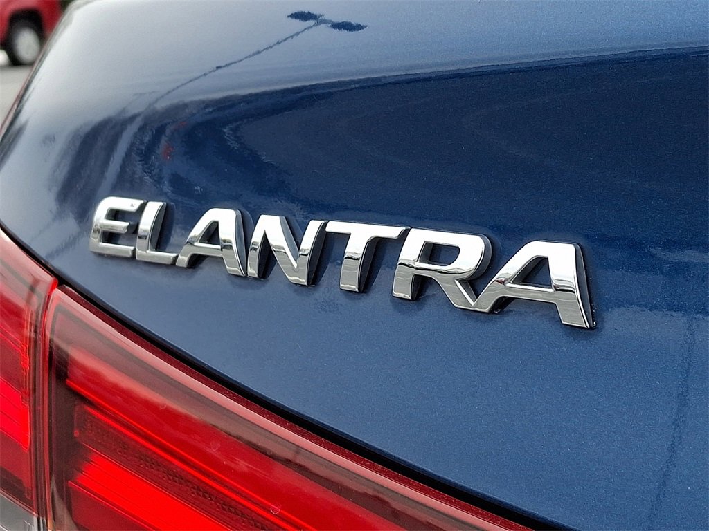 Used 2015 Hyundai Elantra Sport image 29