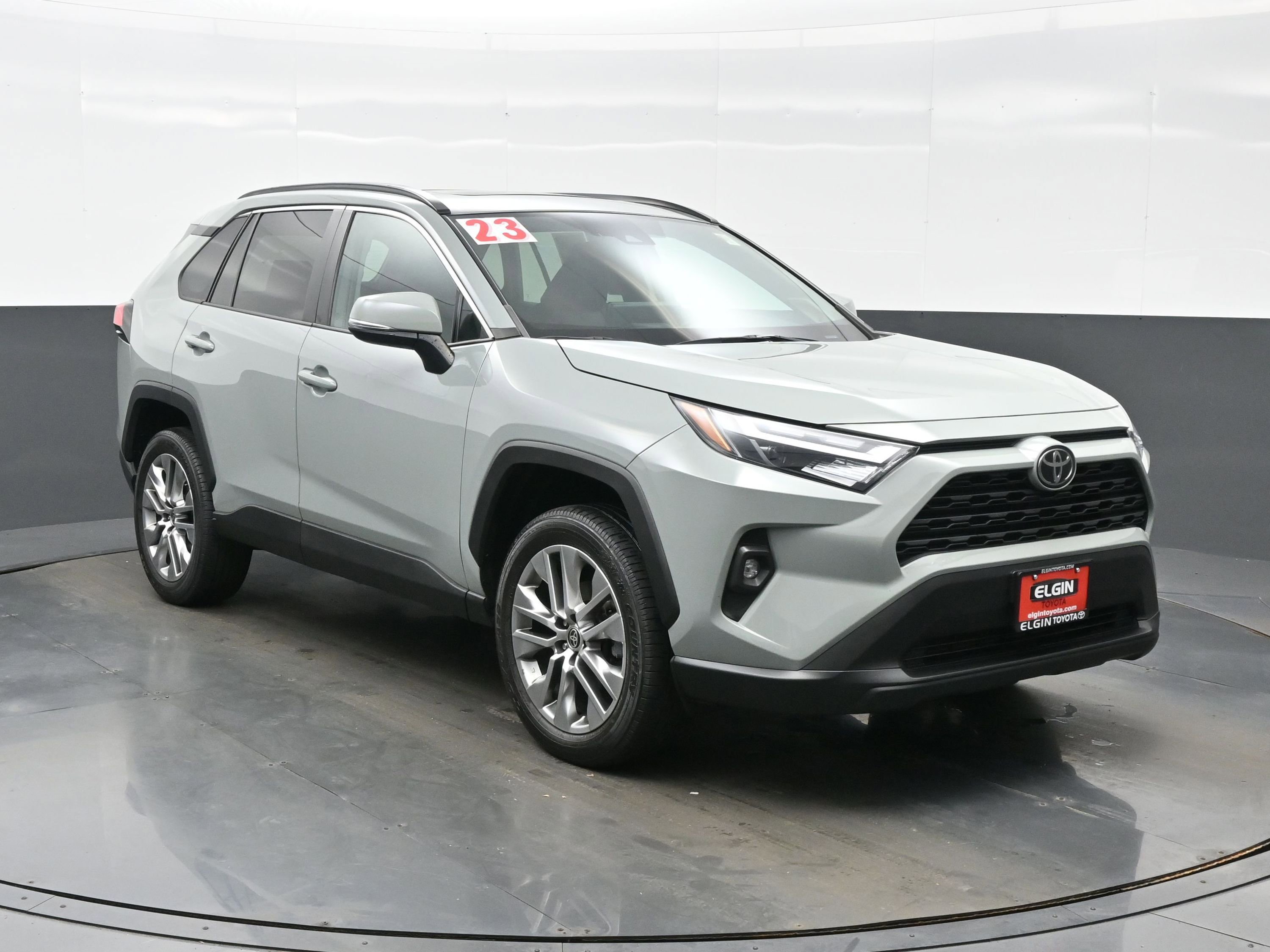 Used 2023 Toyota RAV4 XLE Premium AWD/4WD image 8