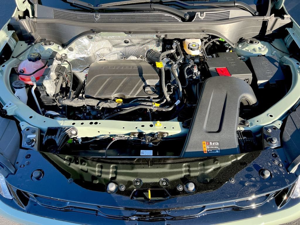 New 2026 Chevrolet Trax ACTIV w/ Sunroof Package FWD image 24