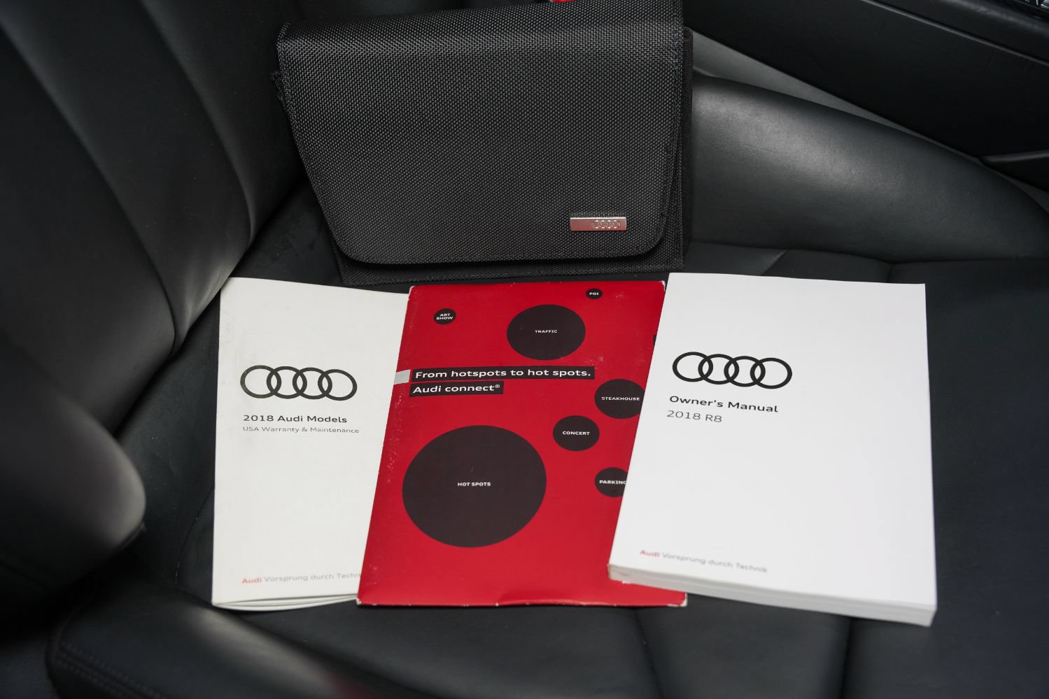 Used 2018 Audi R8 V10 w/ Premium Package RWD image 46