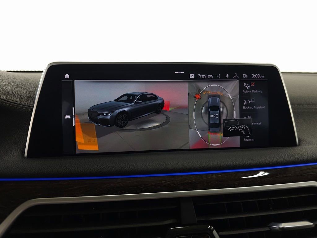 Used 2020 BMW 750i xDrive image 34