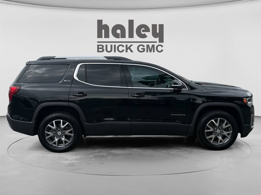 Used 2022 GMC Acadia SLT w/ Technology Package FWD image 6