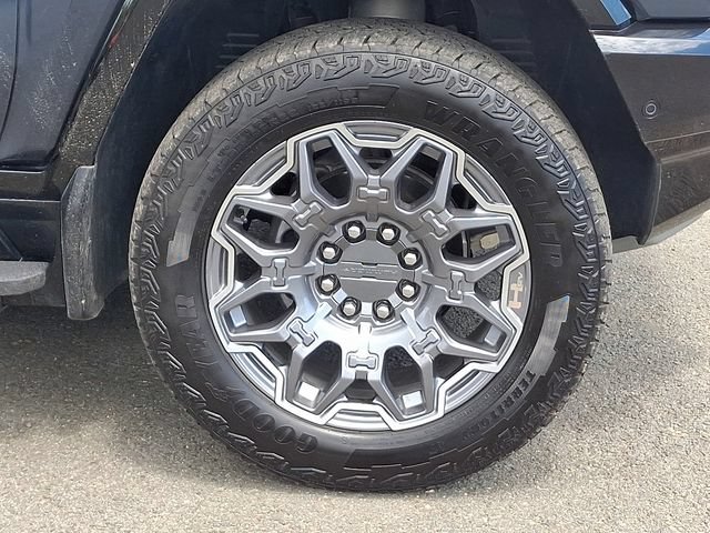 Used 2025 GMC Hummer EV 3X AWD/4WD image 28