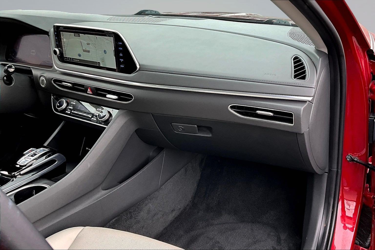 Used 2023 Hyundai Sonata Limited w/ Cargo Package FWD image 24