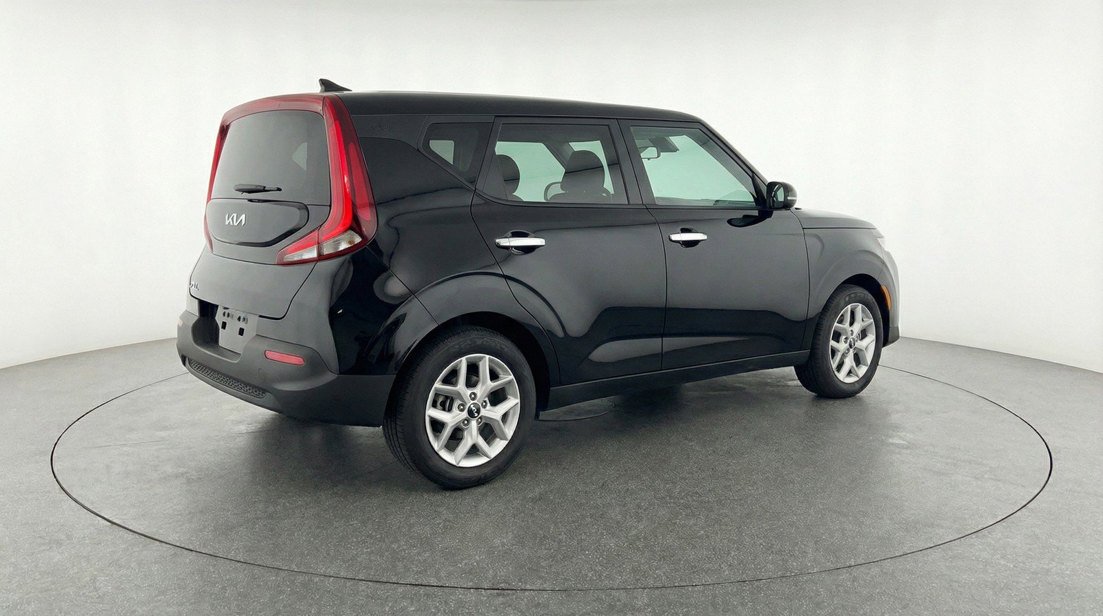 Used 2025 Kia Soul LX w/ LX Technology Package image 9