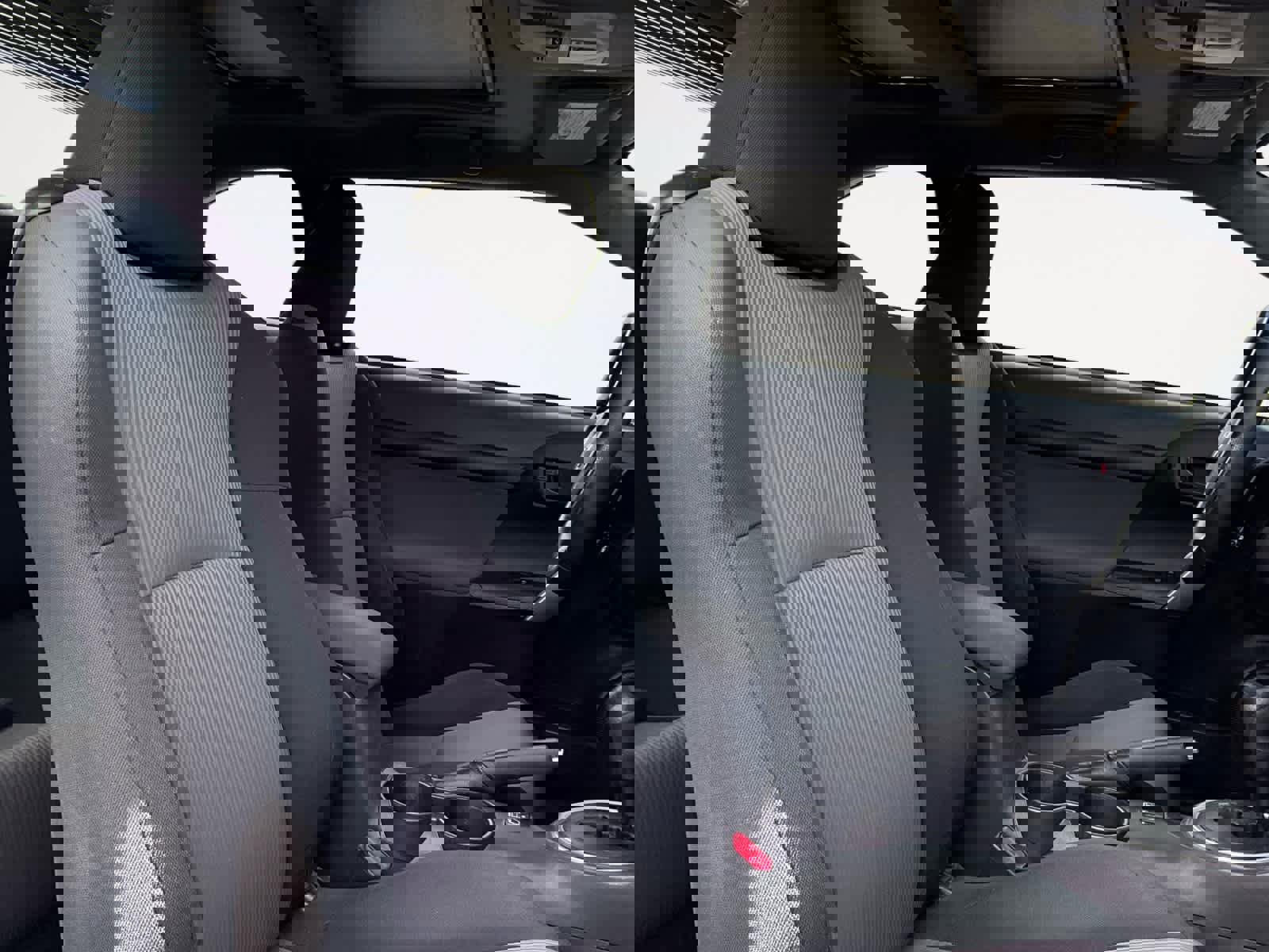 Used 2015 Scion tC FWD image 17