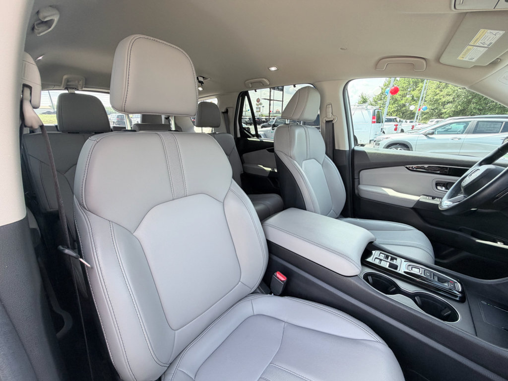 Used 2025 Honda Pilot EX-L image 20