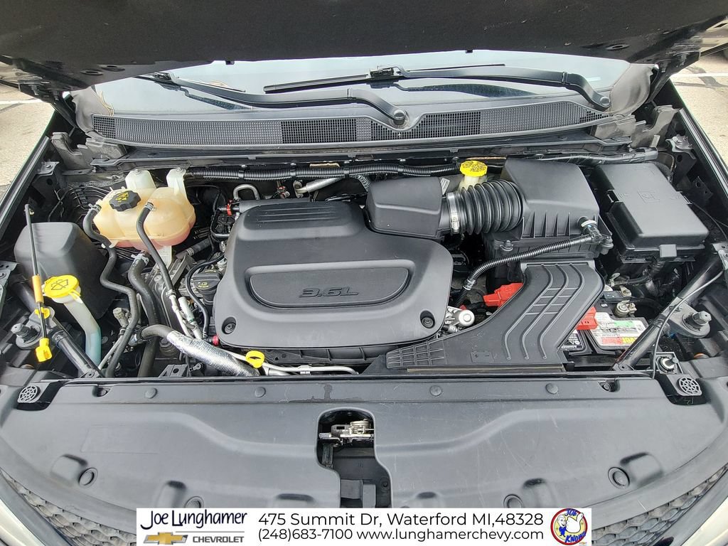 Used 2019 Chrysler Pacifica Touring-L w/ Advanced Safetytec Group FWD image 31