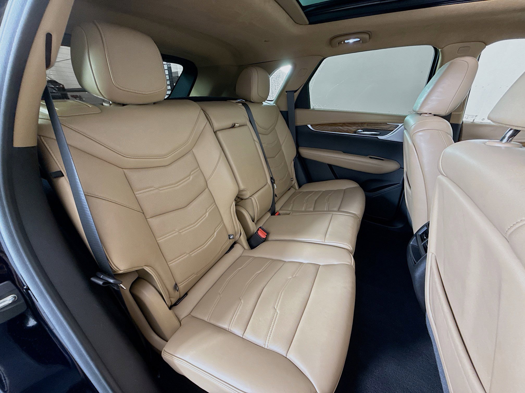 Used 2021 Cadillac XT5 Sportv w/ Platinum Package AWD/4WD image 27