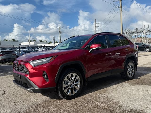 Used 2024 Toyota RAV4 Limited FWD image 3