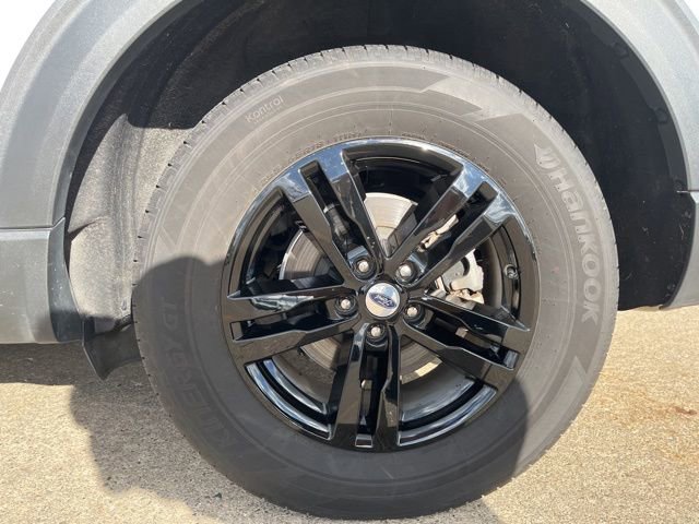 Used 2021 Ford Explorer XLT w/ Class III Trailer Tow Package AWD/4WD image 25