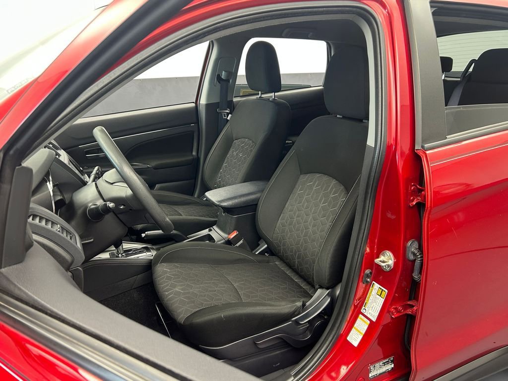 Used 2021 Mitsubishi Outlander Sport ES image 10