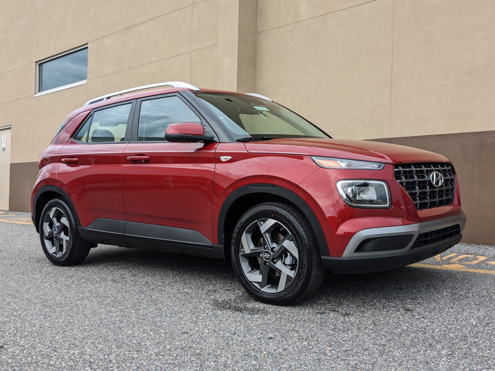 New 2025 Hyundai Venue SEL image 1