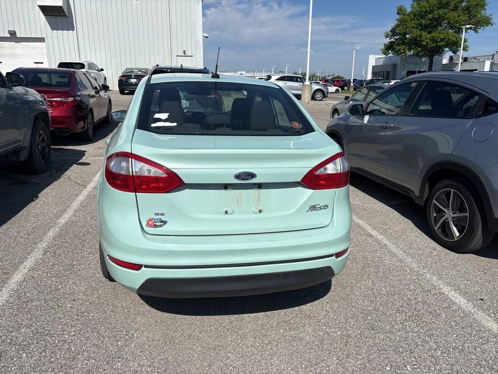 Used 2017 Ford Fiesta SE w/ Cold Weather Package FWD image 4