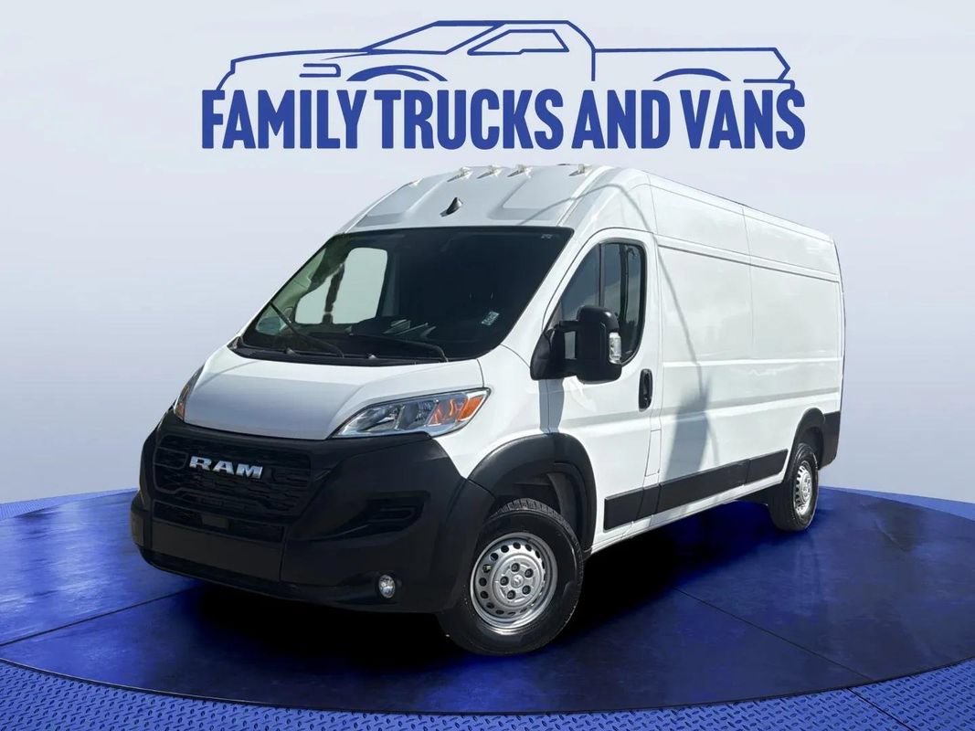 Used 2025 RAM ProMaster 2500 w/ Convenience Group FWD image 1
