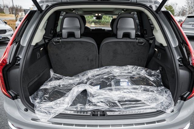 New 2026 Volvo XC90 B6 Plus w/ Protection Package Premier image 9