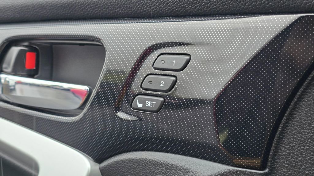 Used 2015 Honda Accord EX-L image 23