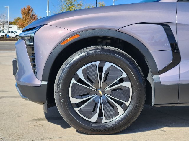 Used 2025 Chevrolet Blazer EV LT AWD/4WD image 11