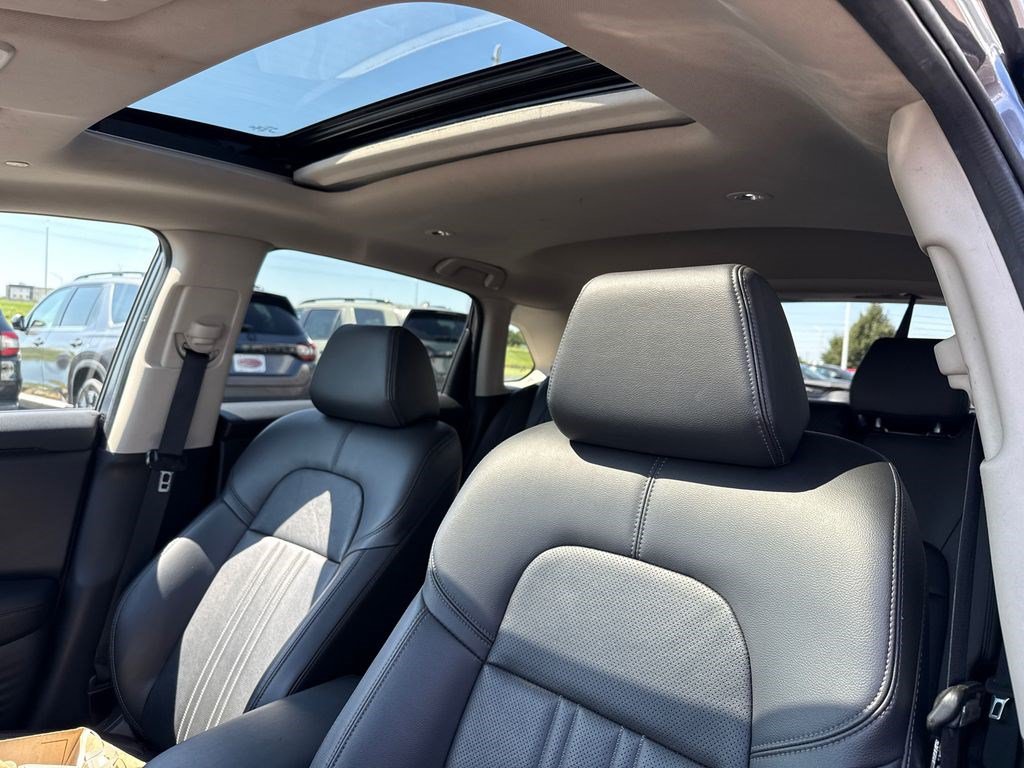 Certified 2024 Honda HR-V EX-L image 20