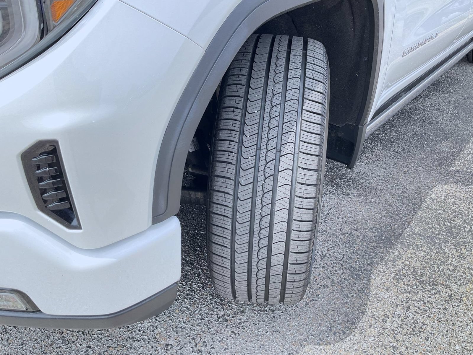 Certified 2024 GMC Sierra 1500 Denali Ultimate AWD/4WD image 24