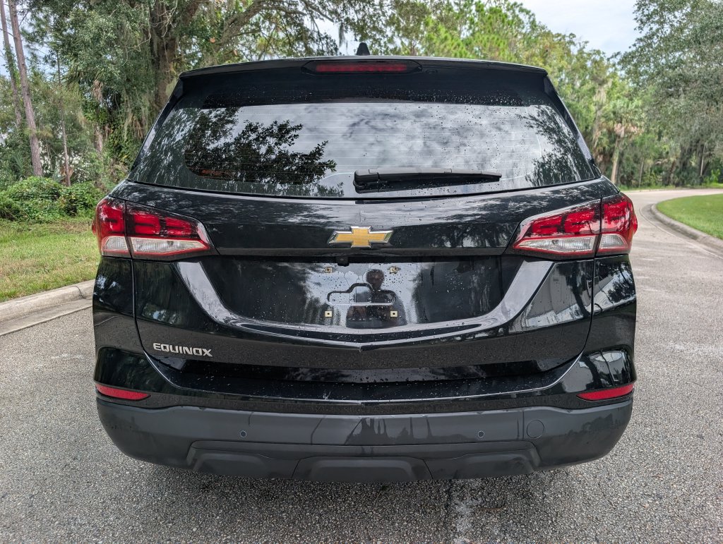 Used 2024 Chevrolet Equinox LS w/ Driver Confidence II Package FWD image 7