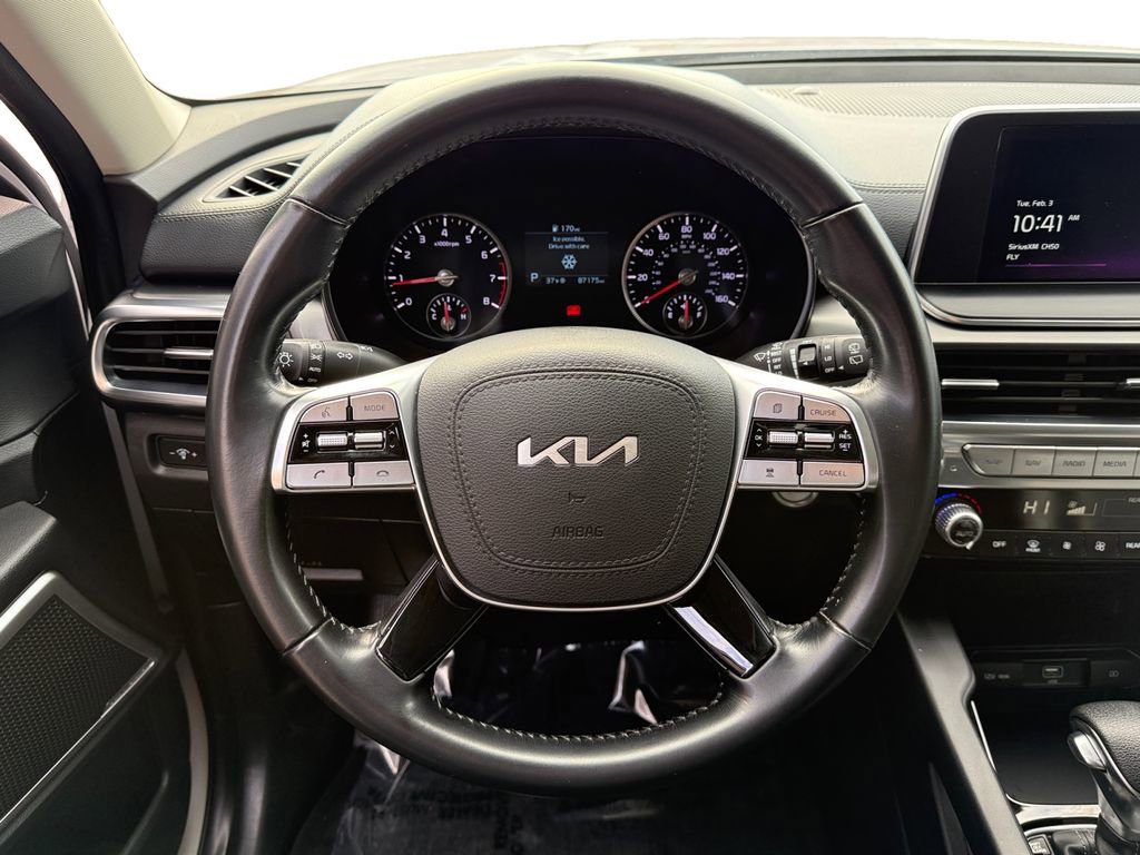 Used 2022 Kia Telluride LX image 12