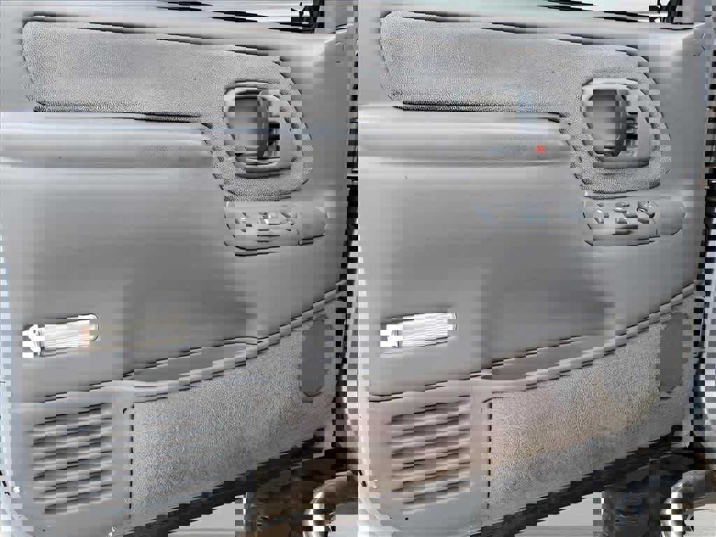 Used 1997 Chevrolet Silverado 1500 4x4 Extended Cab w/ Preferred Equipment Group 2 image 7