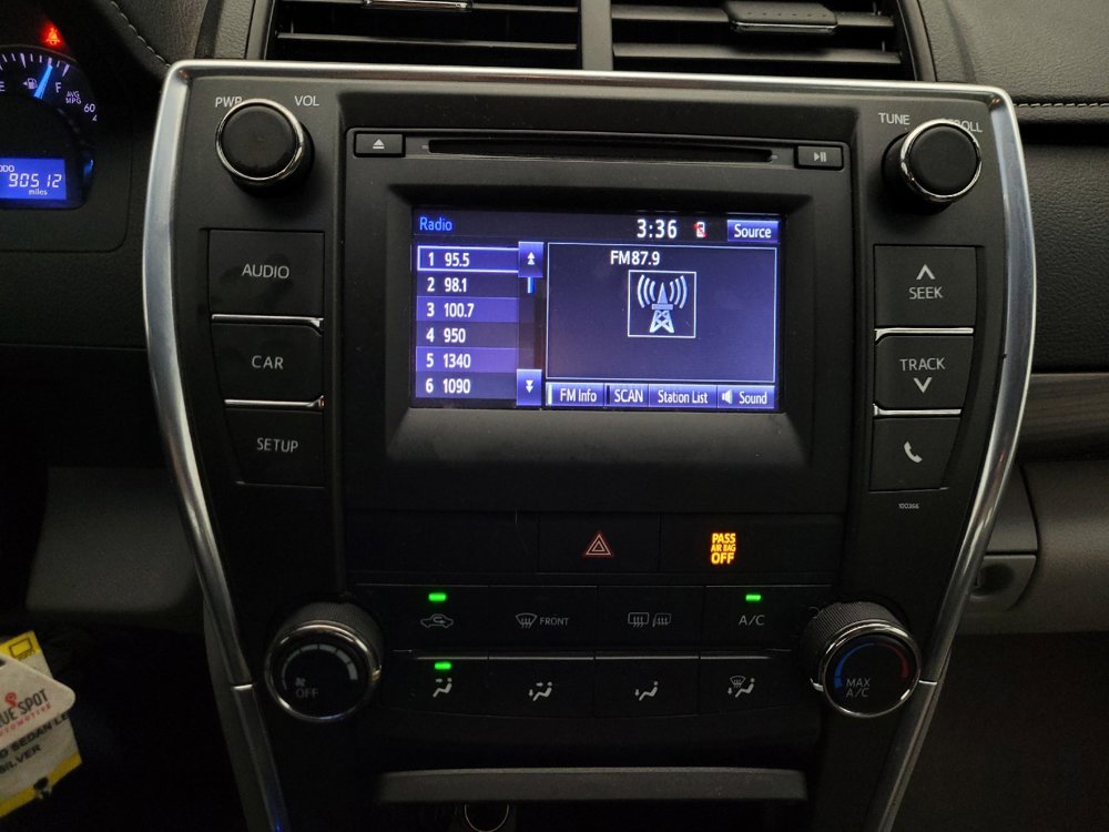 Used 2015 Toyota Camry LE FWD image 25