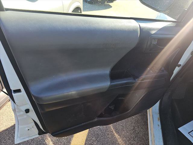 Used 2019 Toyota Tacoma SR RWD image 11