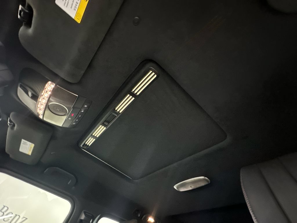 Certified 2025 Mercedes-Benz G 63 AMG 4MATIC image 32