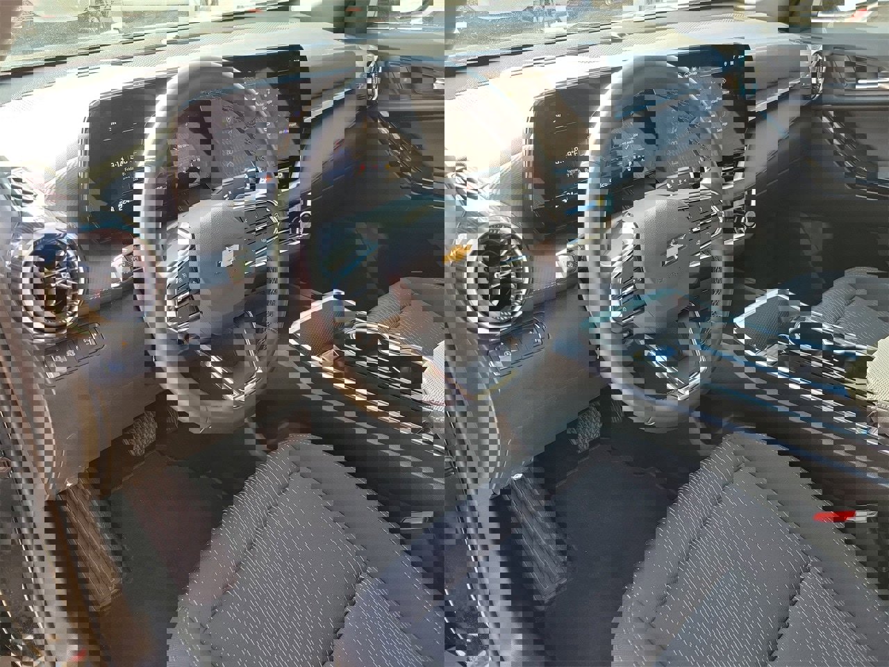 Used 2025 Chevrolet Equinox LT image 14