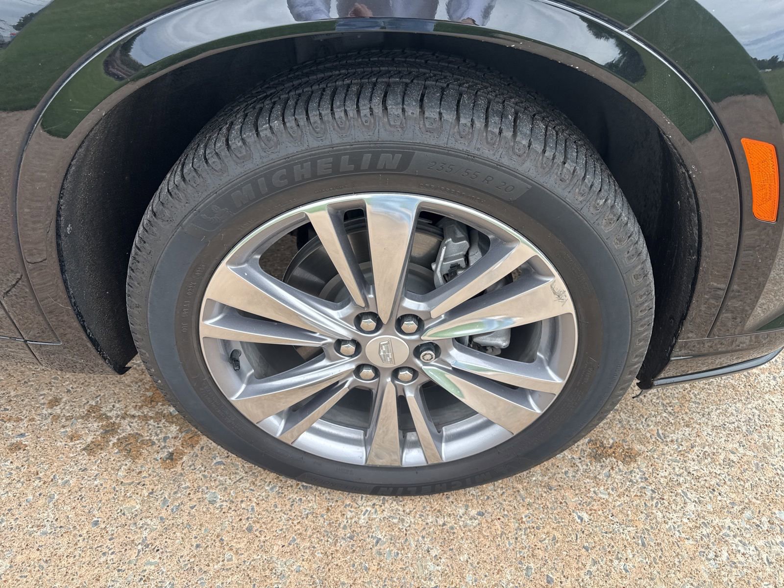 Used 2023 Cadillac XT6 Premium Luxury image 10