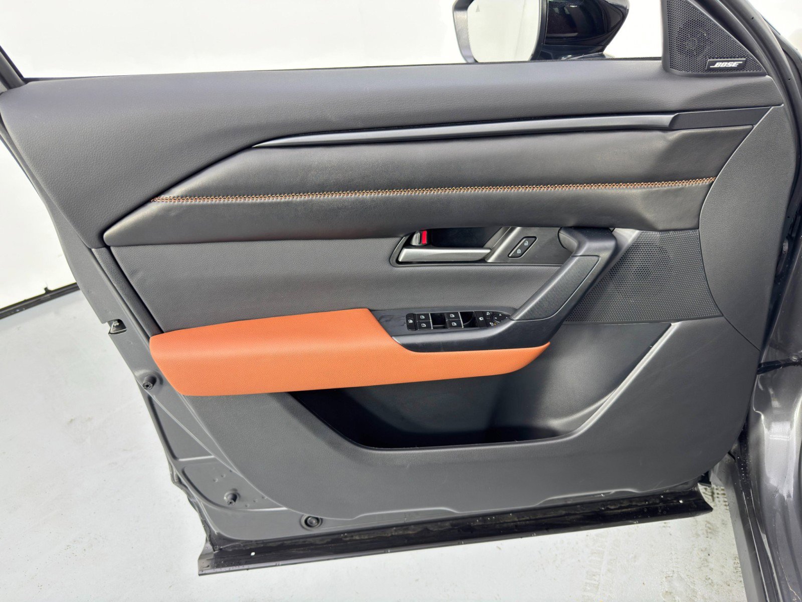 Used 2024 MAZDA CX-50 AWD 2.5 Turbo w/ Premium Pkg image 39