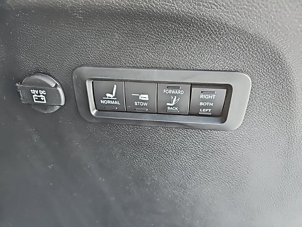 Certified 2022 Chrysler Pacifica Pinnacle image 29