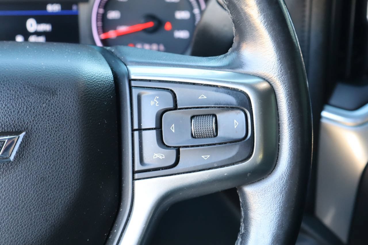 Used 2020 Chevrolet Silverado 1500 LT Trail Boss AWD/4WD image 13