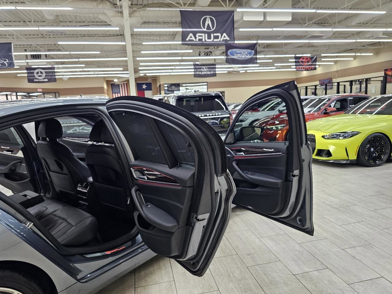 Used 2019 BMW 540i xDrive AWD/4WD image 17