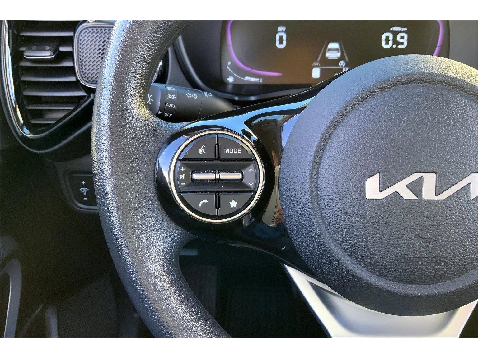 Used 2023 Kia Soul S image 17