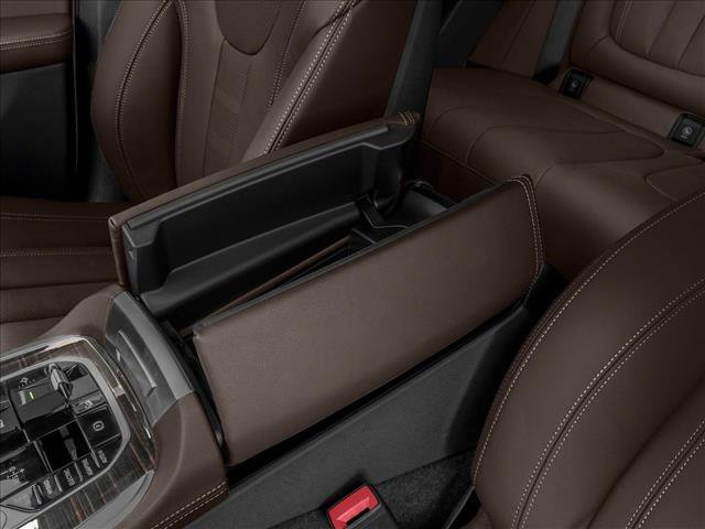 Used 2026 BMW iX xDrive45 w/ M Sport Package AWD/4WD image 9