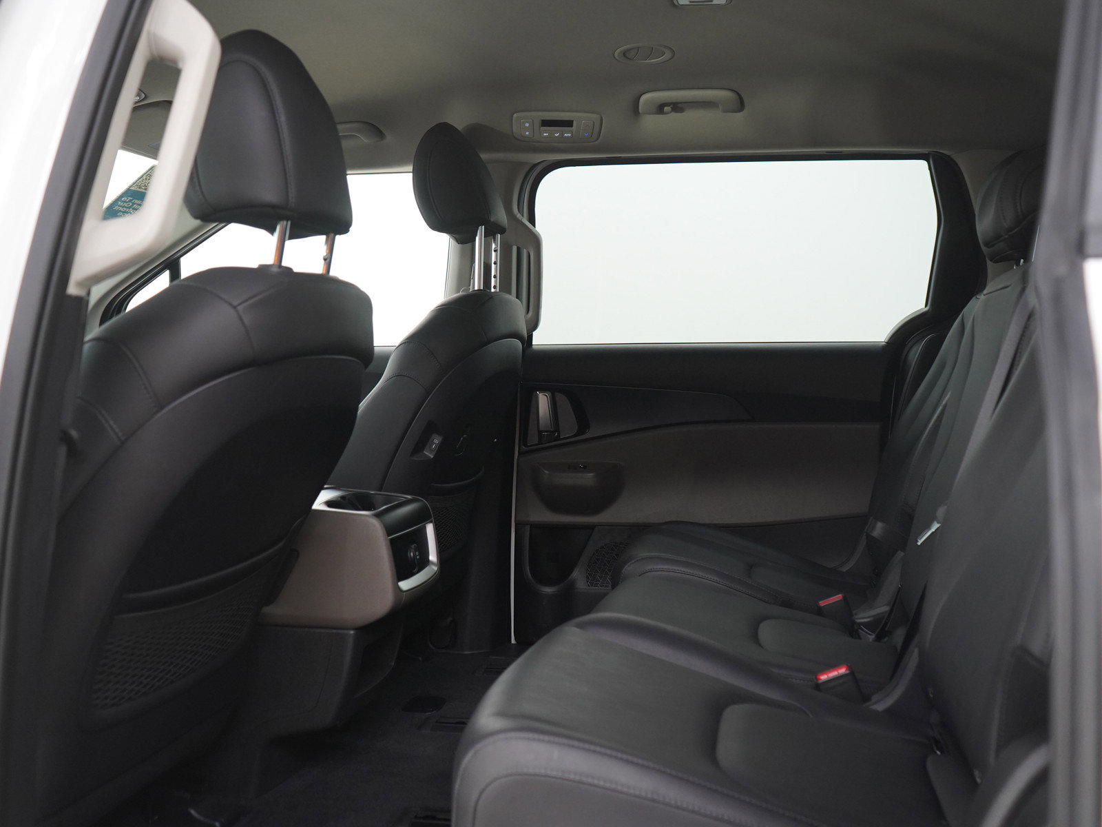 Used 2026 Kia Carnival LXS FWD image 20