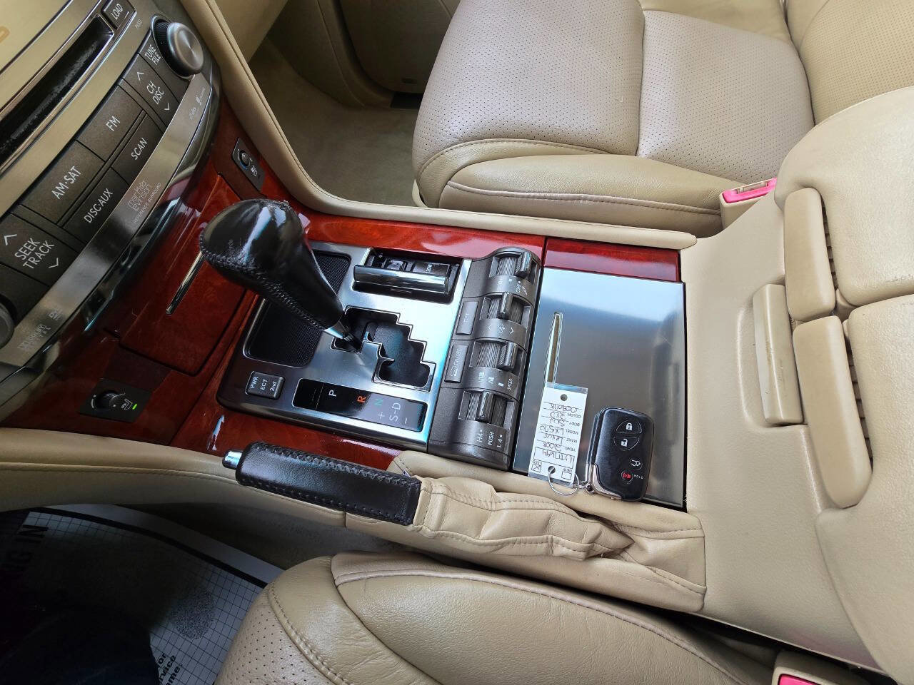 Used 2008 Lexus LX 570 4WD image 18