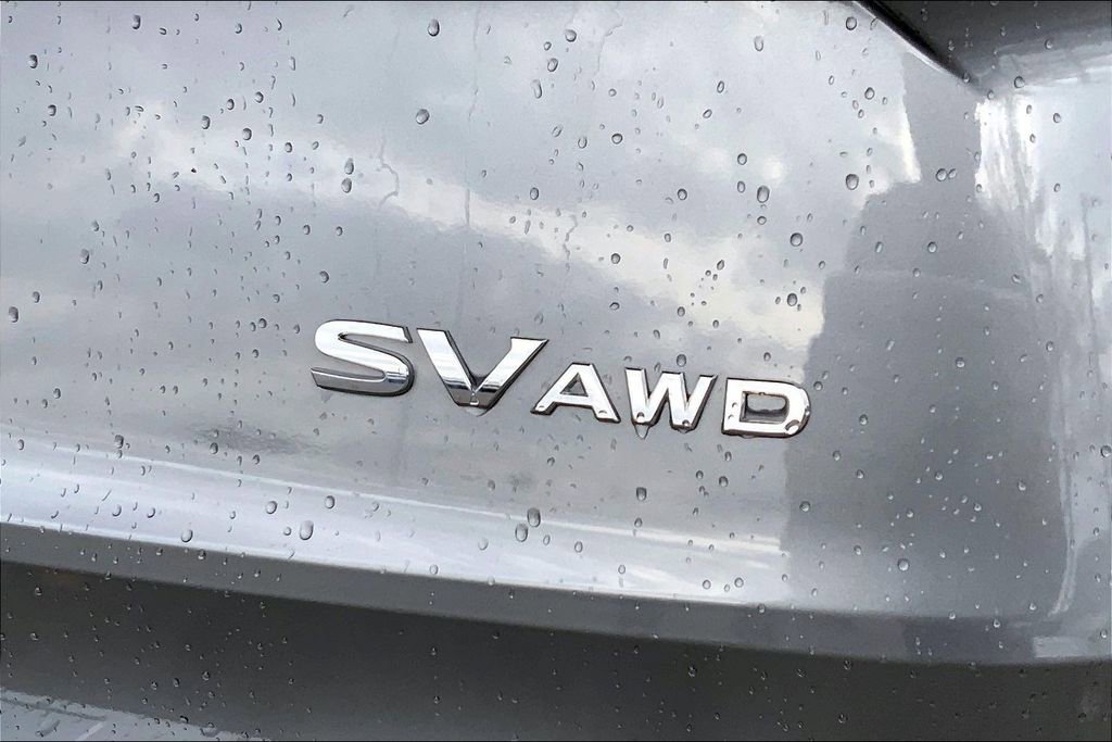 Used 2023 Nissan Rogue SV w/ SV Premium B Package image 23