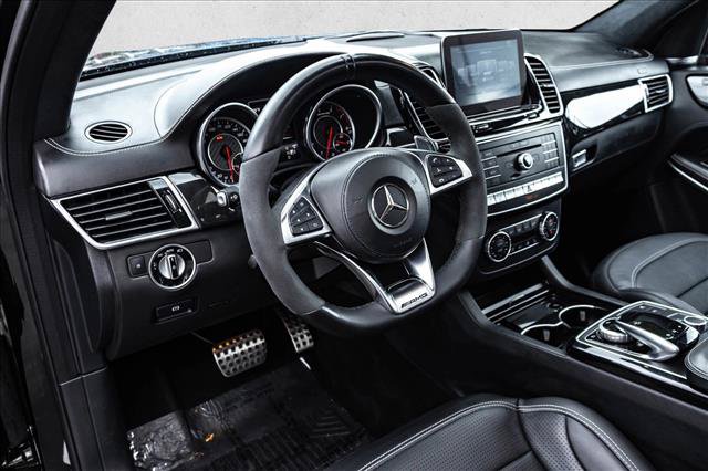 Certified 2017 Mercedes-Benz GLS 63 AMG 4MATIC image 10